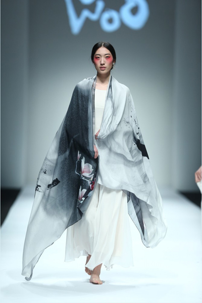 2015秋冬上海时装周Woo妩秀场 鞋帽设计的新风尚